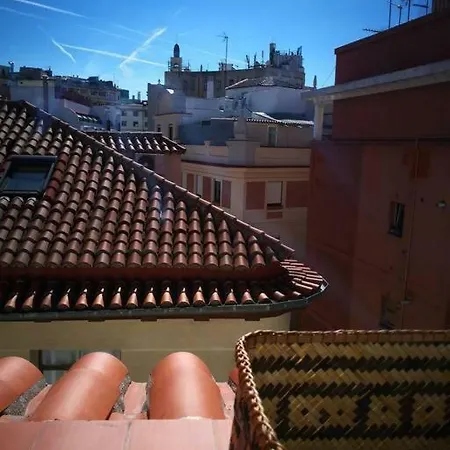 Modern Top Floor Loft At Malasana'S Heart Madrid Exterior photo