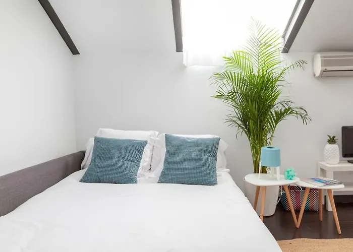 Modern Top Floor Loft At Malasana\'S Heart